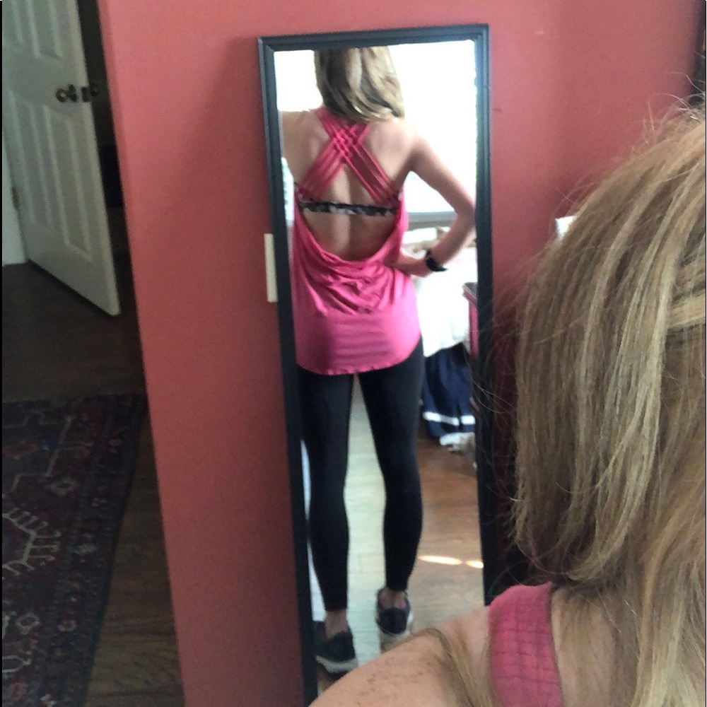 Lululemon top